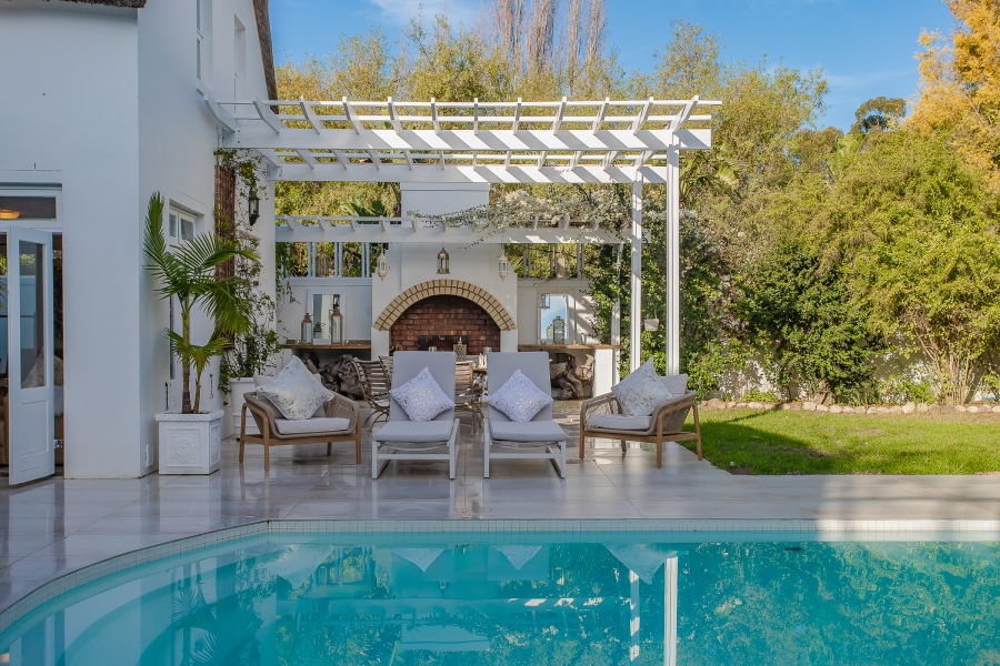 4 Bedroom Property for Sale in Franschhoek Western Cape